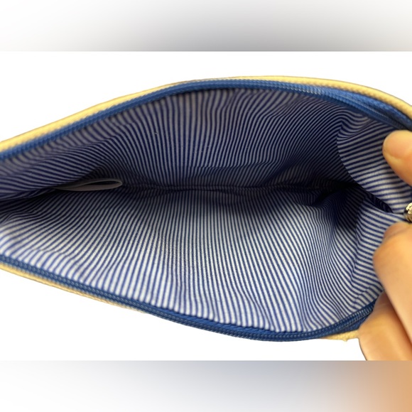 BRIGHTON 2019 Canvas Cosmetic Zipper Bag Love Of Art Bird Heart Crown 9”x 5.5” - Picture 3 of 4